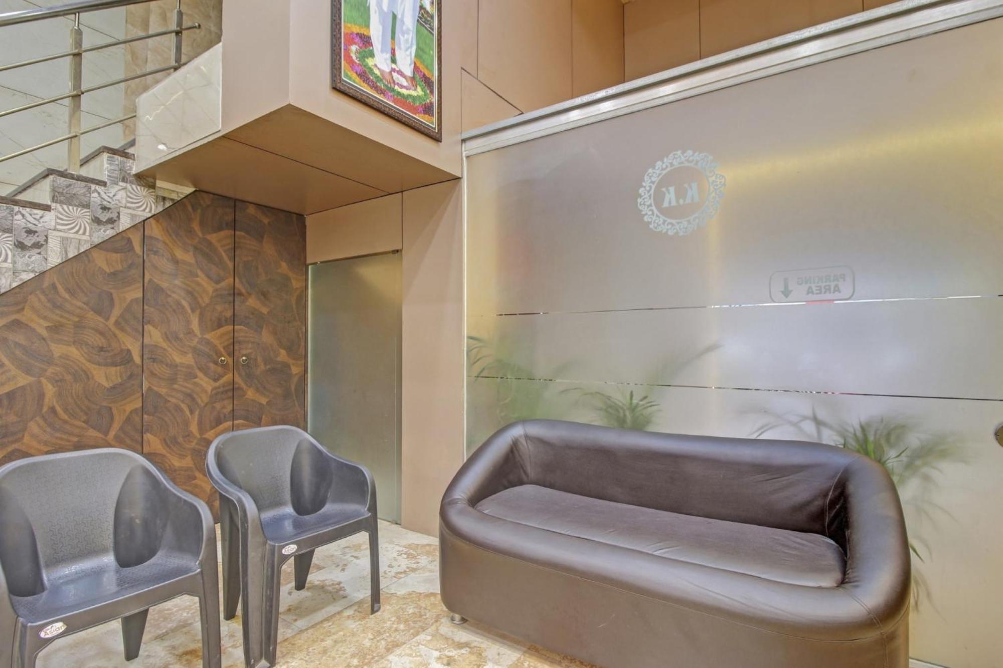 Hotel Ambedkar Kalyān Zewnętrze zdjęcie